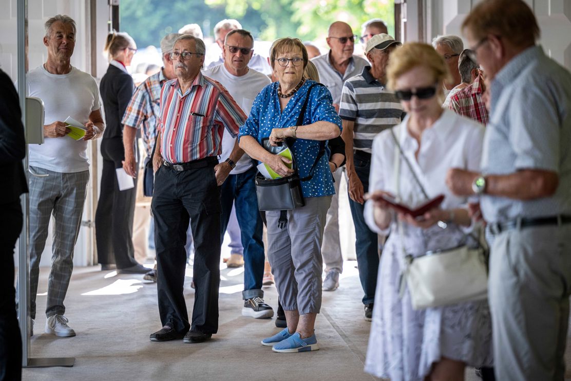 Über 2600 Gäste nehmen an der Partizipanten-Versammlung in der Bodensee-Arena in Kreuzlingen teil.